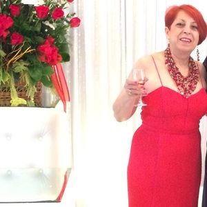 Meet your Posher, Aza